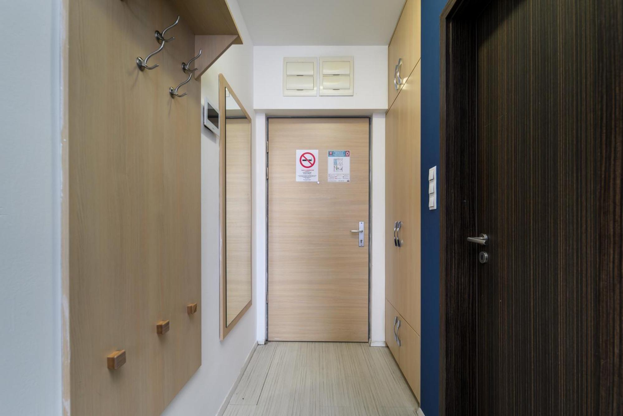 Sun Resort Residential Suite-Free Parking Garage Same Building Budapeste Exterior foto